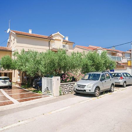 Apartment And Rooms Mrkovic Vodice Exterior photo