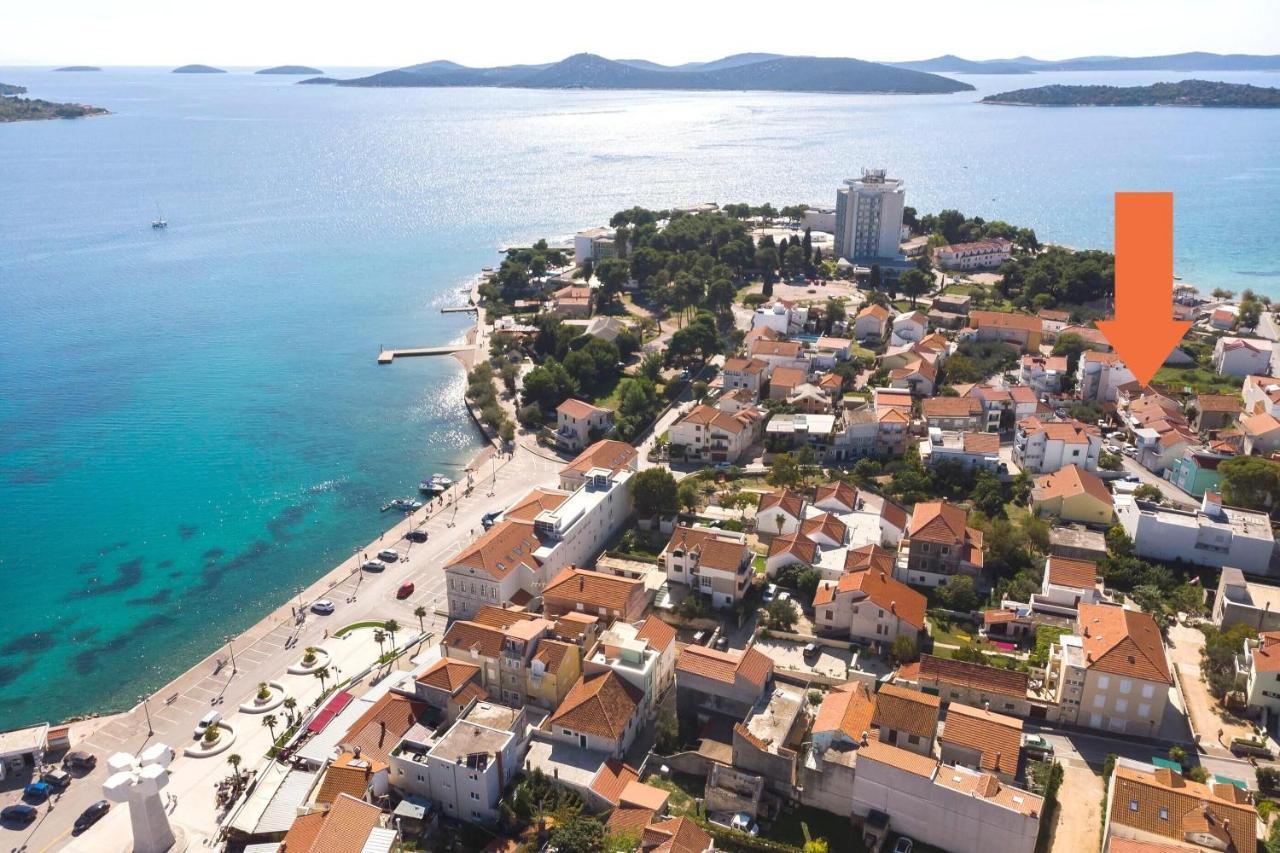 Apartment And Rooms Mrkovic Vodice Exterior photo