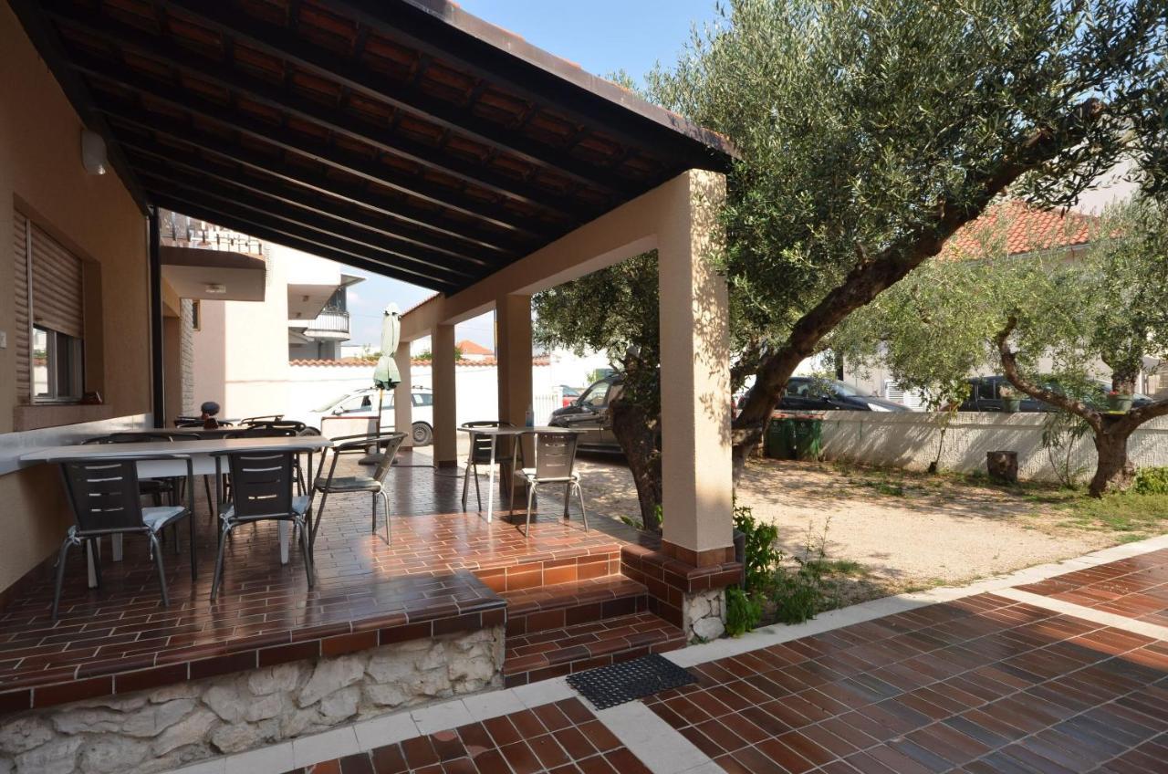 Apartment And Rooms Mrkovic Vodice Exterior photo
