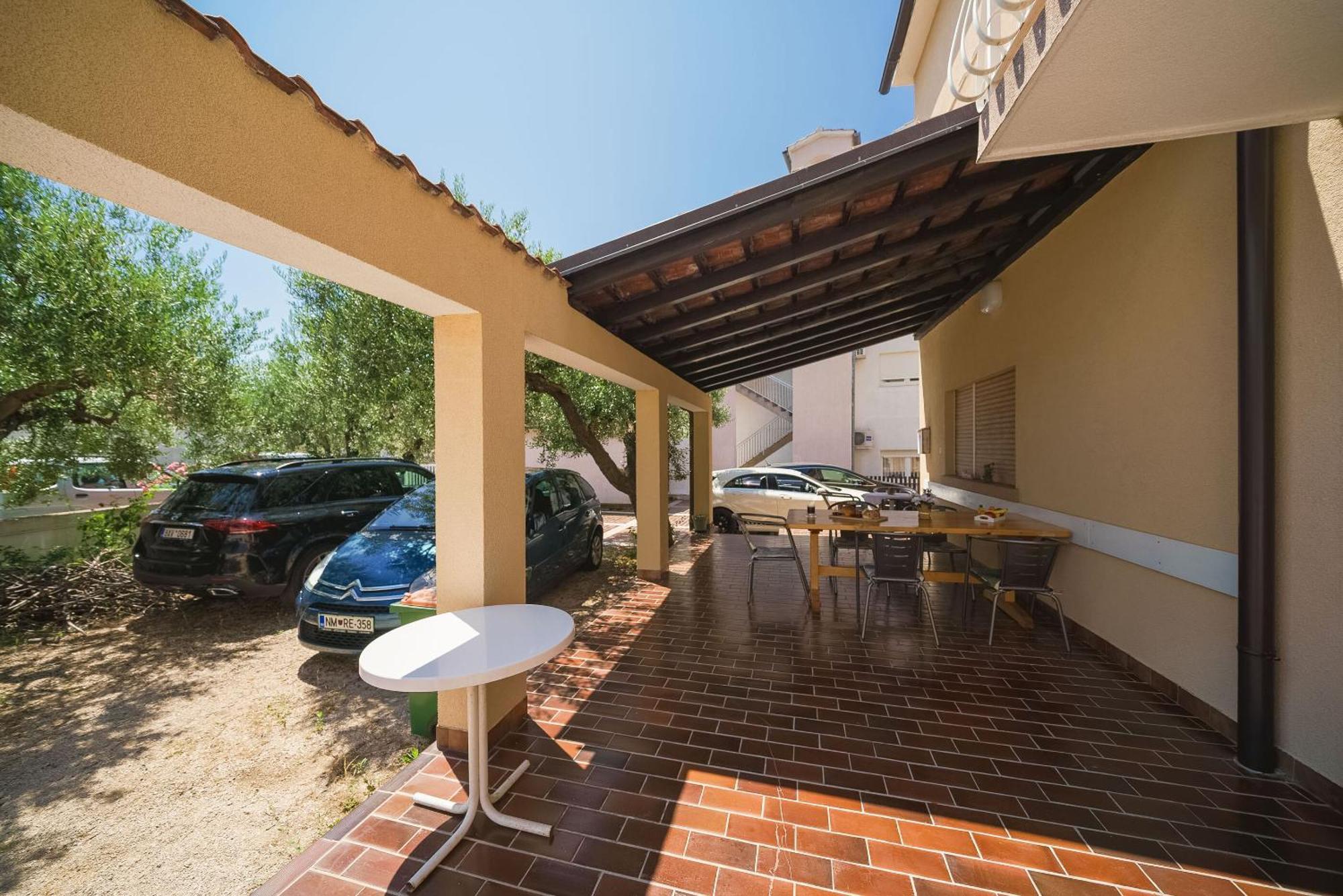 Apartment And Rooms Mrkovic Vodice Exterior photo