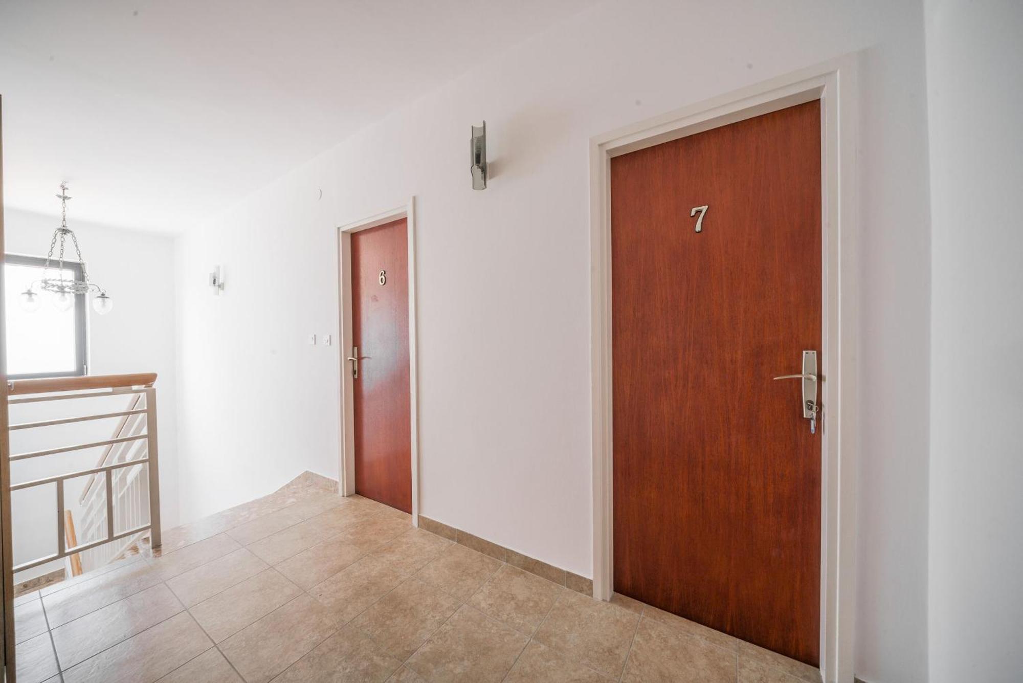 Apartment And Rooms Mrkovic Vodice Exterior photo